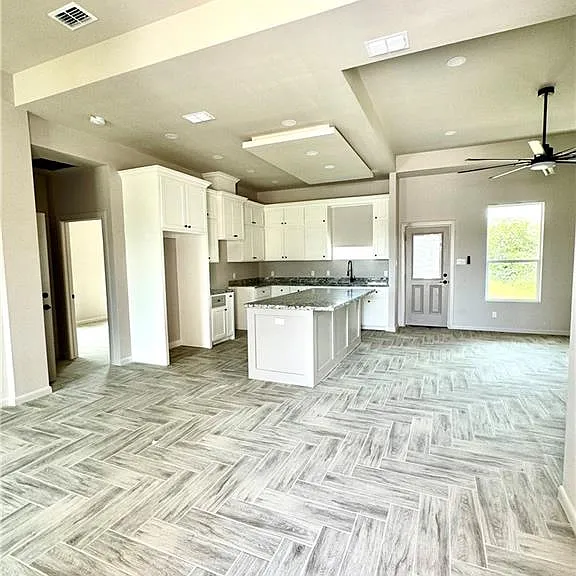 2017 Salvador Ave — Photo 2