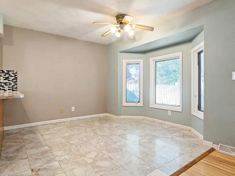 2804 Haverford Rd — Photo 2