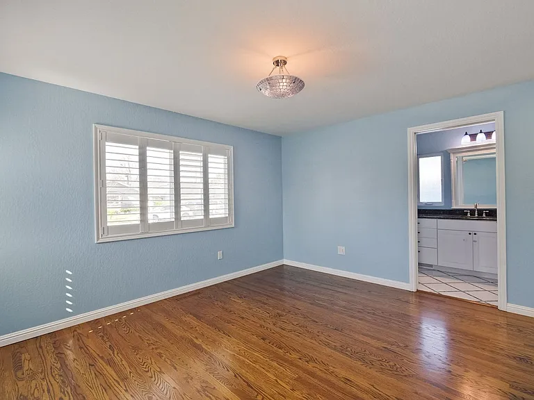 341 Hillsdale Ave — Photo 42