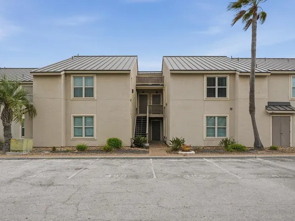 2404 Bayhouse Dr, Rockport, TX 78382