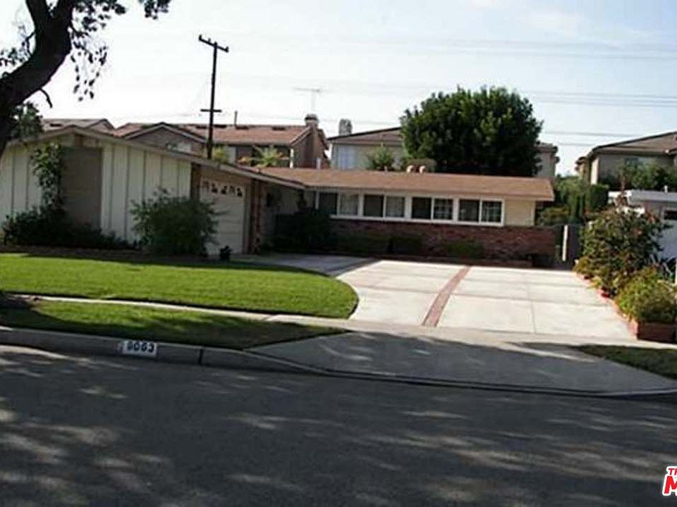 1st image of 9063 Via Vista Dr