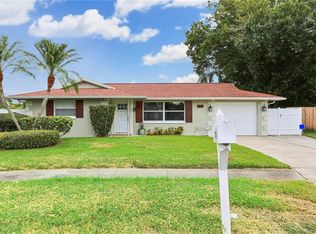 1741 Linwood Cir, Clearwater, FL 33755