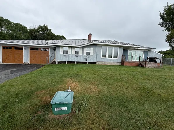 60 Mainstream Rd, Harmony, ME 04942