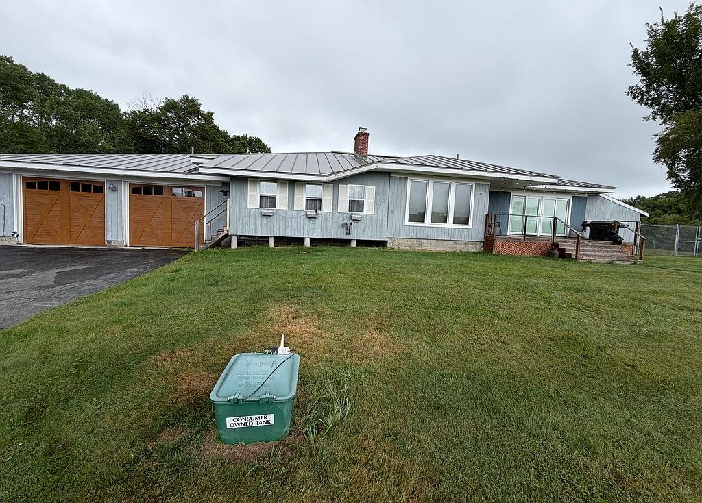 60 Mainstream Rd - Property Image
