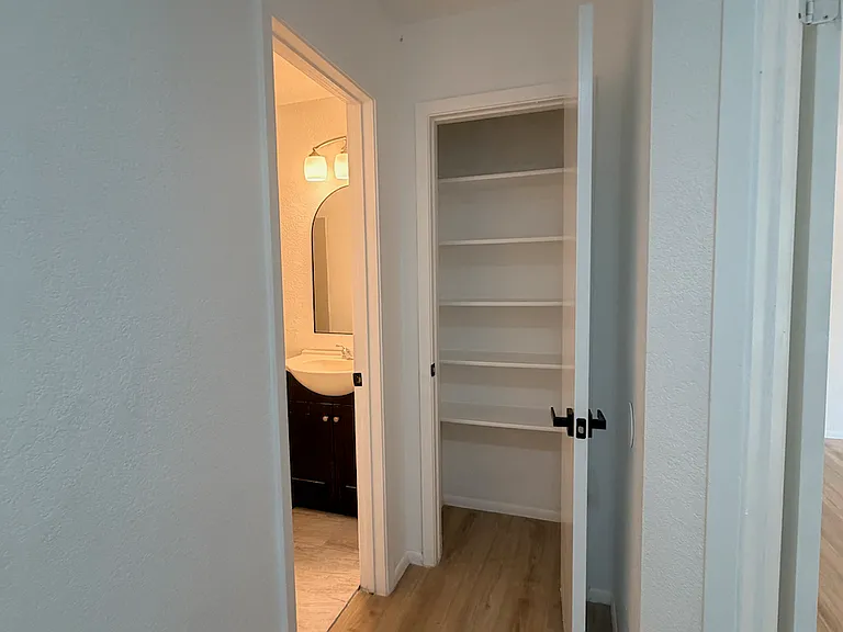 10475 Canyon Vlg — Photo 10
