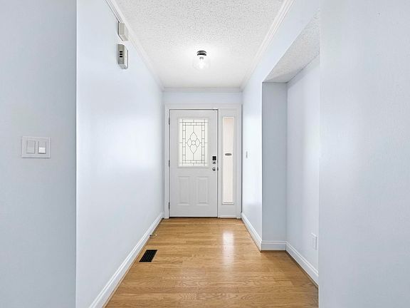 4th image of 112 Saint Andrews Way