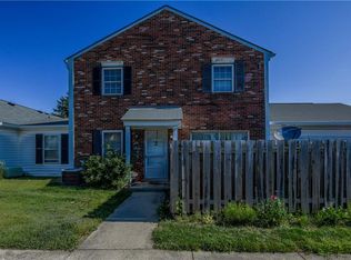 4983 Oakbrook Dr, Indianapolis, IN