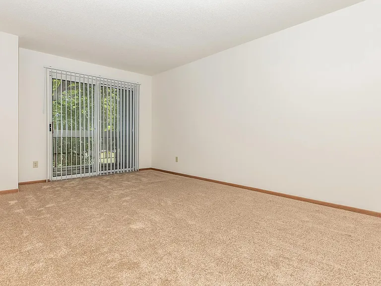 9741 Grand Ave S — Photo 26