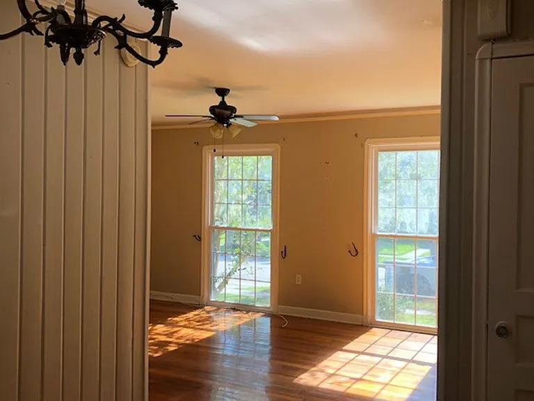 2525 Olive St — Photo 6