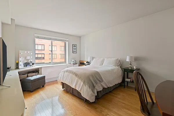 Rented by Compass | media 8