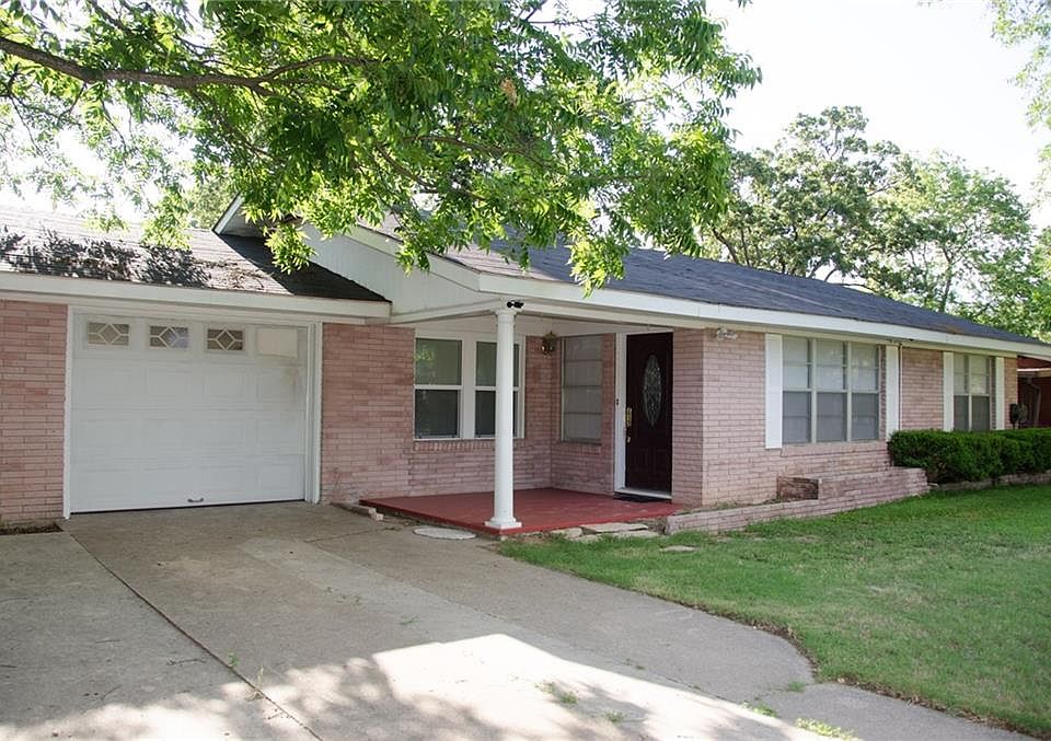 1st image of 406 San Jacinto Dr