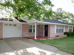 406 San Jacinto Dr, Rockdale, TX 76567