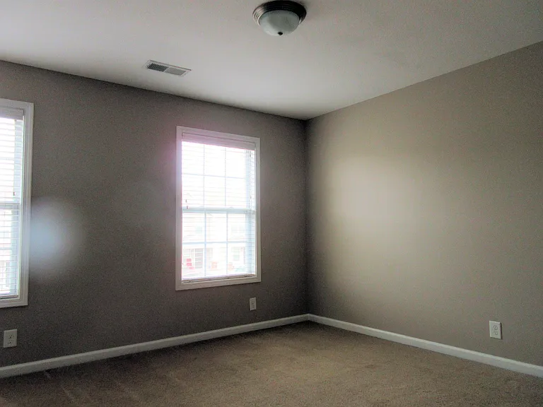 341 Sam Houston Cir — Photo 16