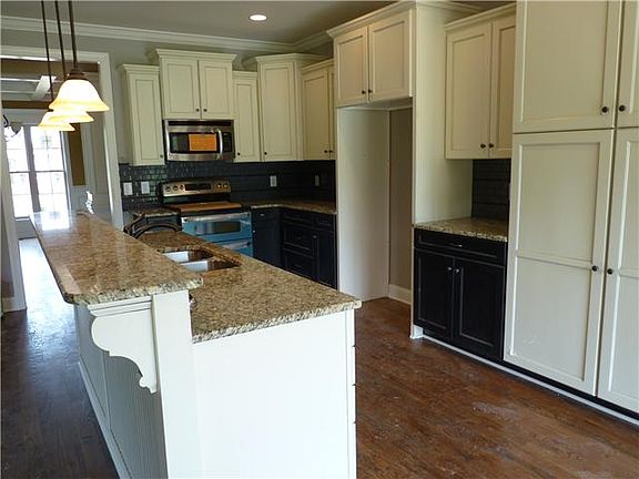5th image of 422 Eastwood Pl Lot 40