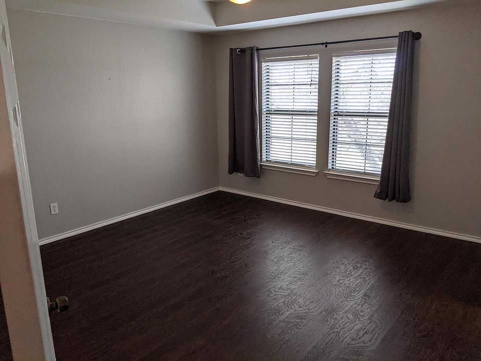 1st image of 1125 Kathy Ln Suite 2