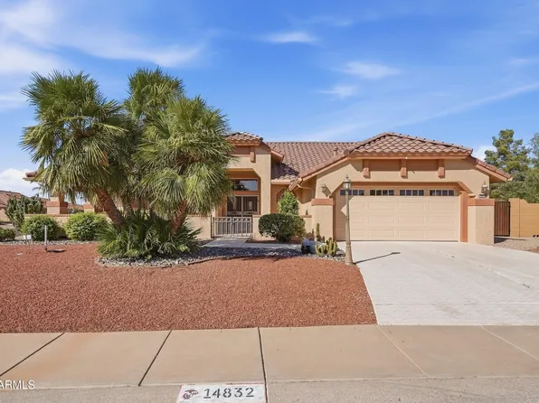 14832 W RAVENSWOOD Drive, Sun City West, AZ 85375