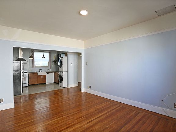 3rd image of 156 Duboce Ave APT 8