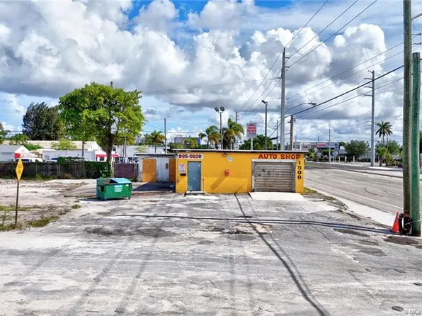 1500 S Military Trl, West Palm Beach, FL 33415