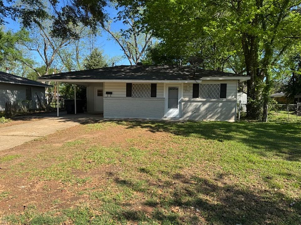 1st image of 1711 San Saba St