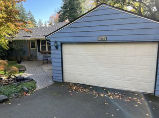 7500 SW Canyon Dr, Portland, OR 97225