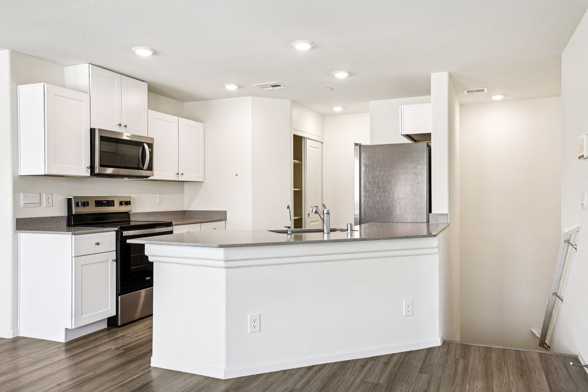 next background image