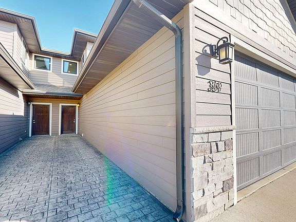 3rd image of 369 26th St SE
