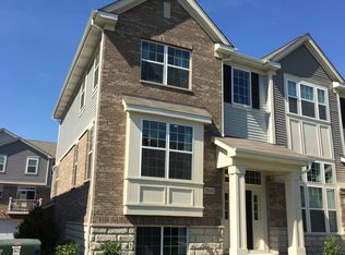 2861 Henley Ln, Naperville, IL 60540