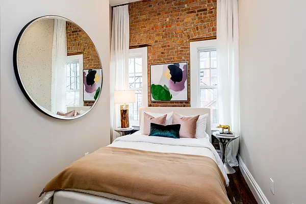 Rented by Douglas Elliman | media 3