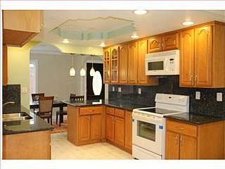 3rd image of 2521 Edgedale Ct