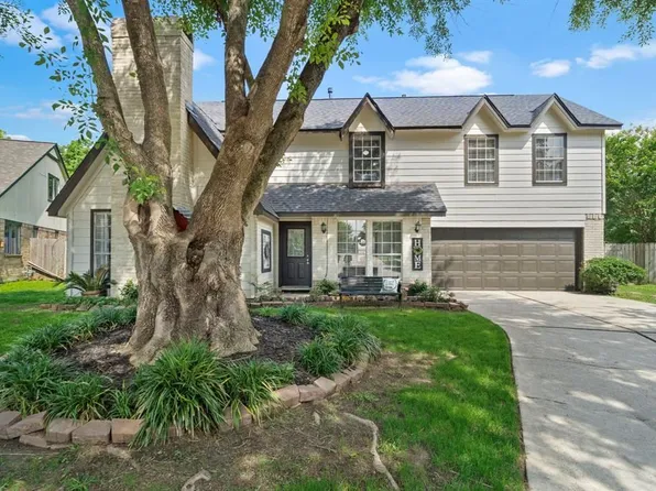 19422 Navarro Mills Dr, Tomball, TX 77375