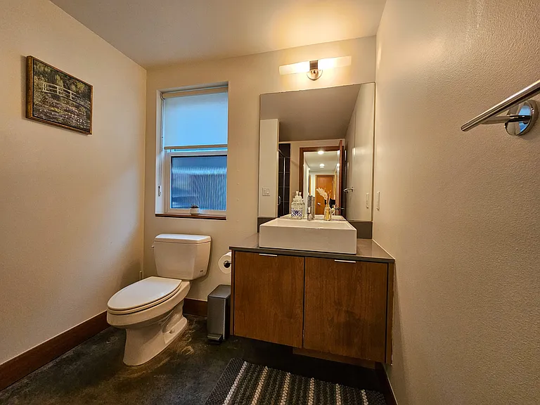44th Ave SW — Photo 4