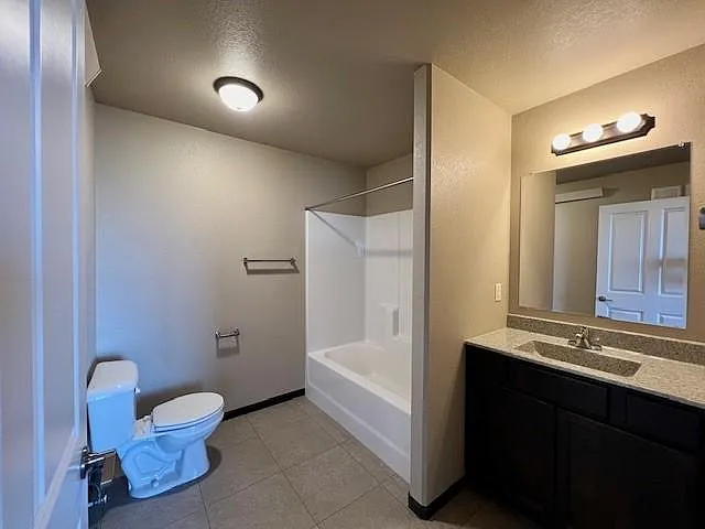 827 Tower Rd #104 — Photo 13