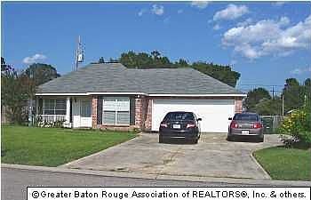 1st image of 374 Melissa Ave