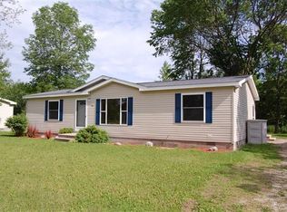 1140 Division St, Cheboygan, MI 49721