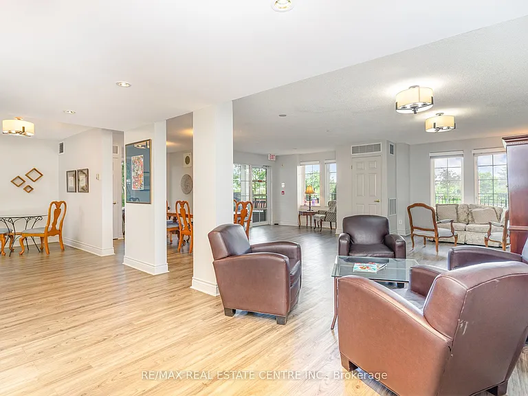 2301 Parkhaven Blvd #410 — Photo 18