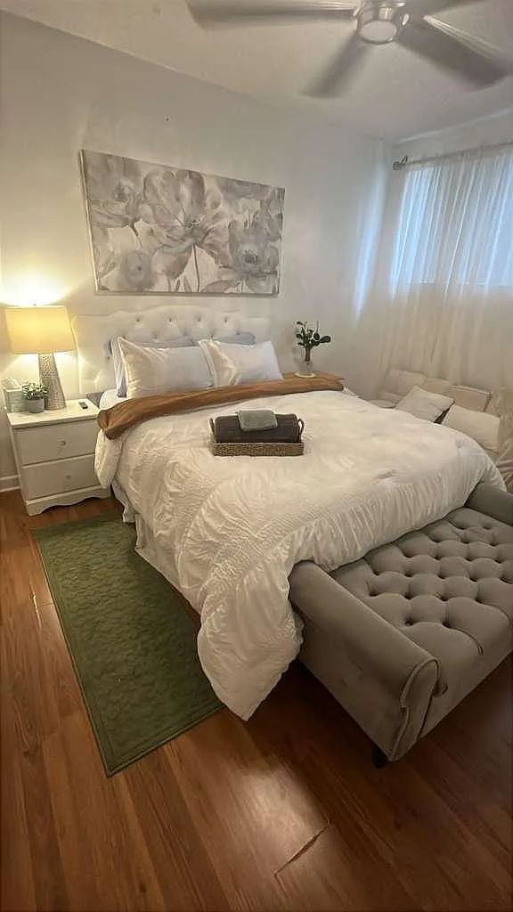 1 bed, 900 sqft, $1,200 — Photo 1