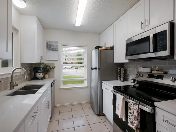 12114 Stoney Bend St, San Antonio, TX 78247