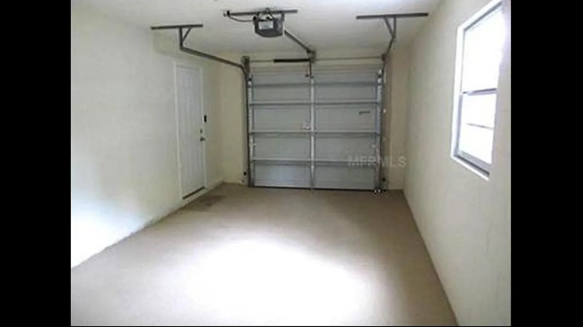 Building Photo - 4814 Sierra Madre Dr