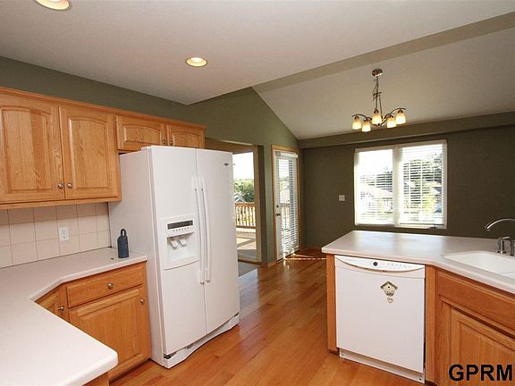 3rd image of 4913 Shannon Dr
