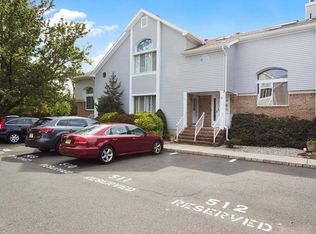 21 Joann Ct, Monmouth Junction, NJ 08852
