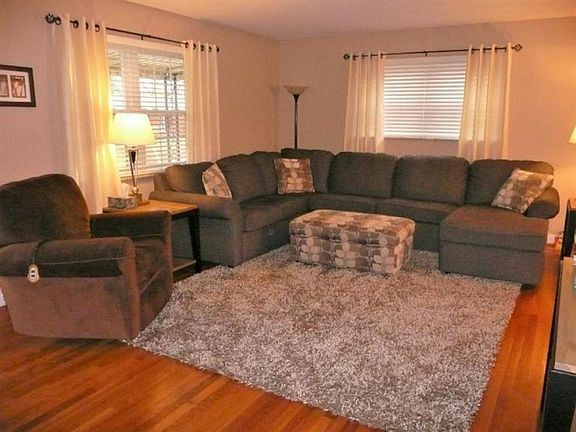 2nd image of 2211 Varelman Ave
