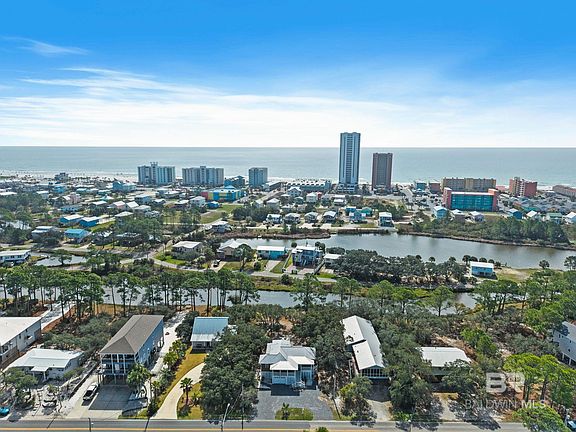 3rd image of 501 Windmill Ridge Rd