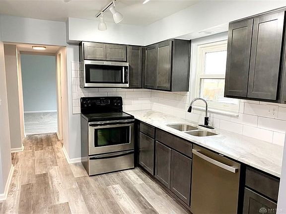 3rd image of 3306 Delbrook Dr
