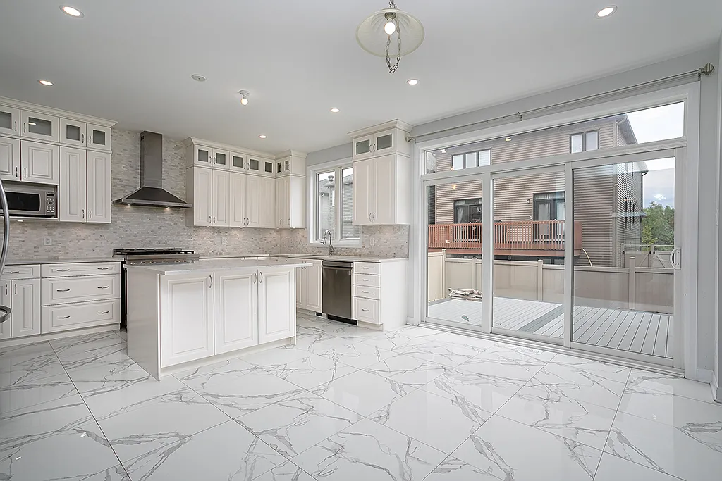 166 Aquarium Avenue — Photo 4