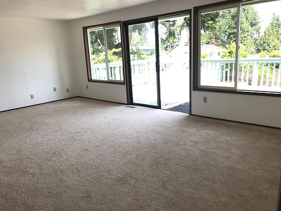 3rd image of 17702 43rd Ave S #A