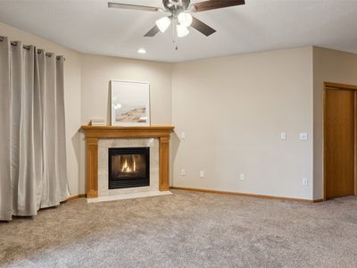 2451 Patricia Dr, Urbandale, IA, 50322
