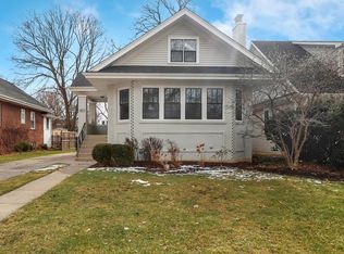 497 Greenfield Ave, Glen Ellyn, IL