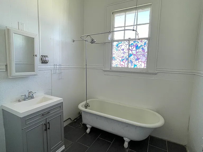 4229 Coliseum St — Photo 8
