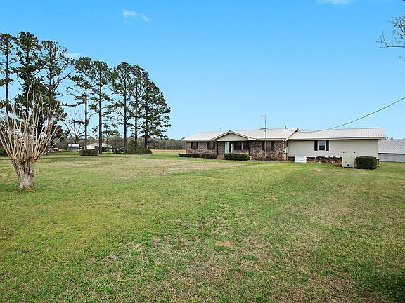 3rd image of 355 Akins Rd