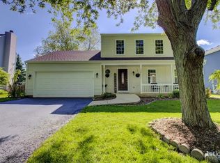 1408 Middlebury Dr, Aurora, IL 60504